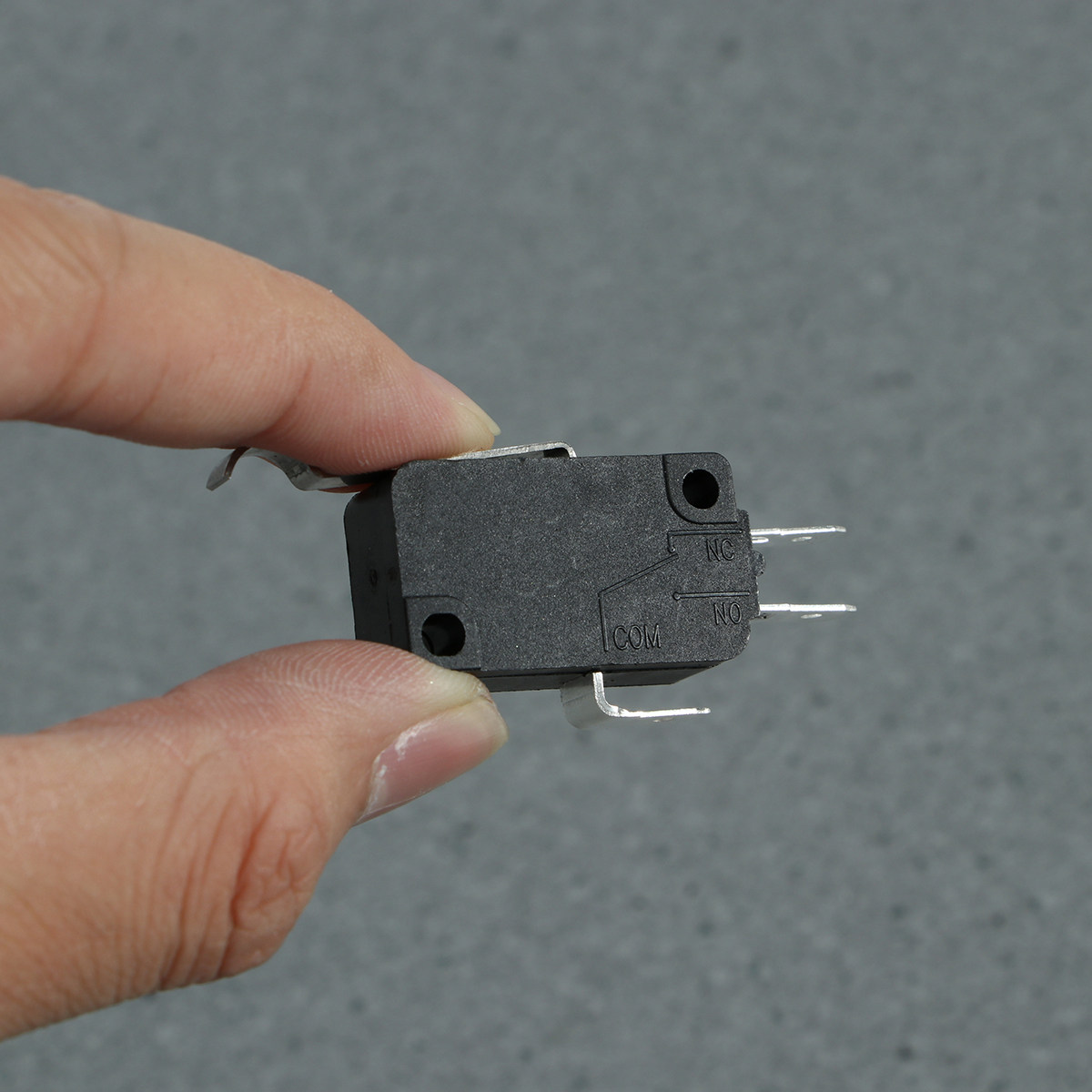 家庭用電化製品向け、防水仕様のマイクロスイッチ12個入り。ピ - Limit Switch のレビューと価格